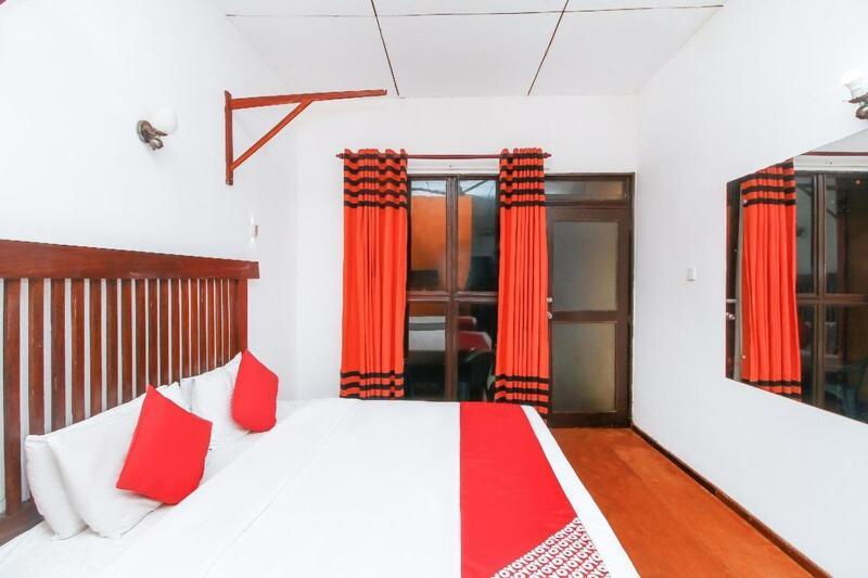 Ceylonica Beach Hotel Negombo Buitenkant foto