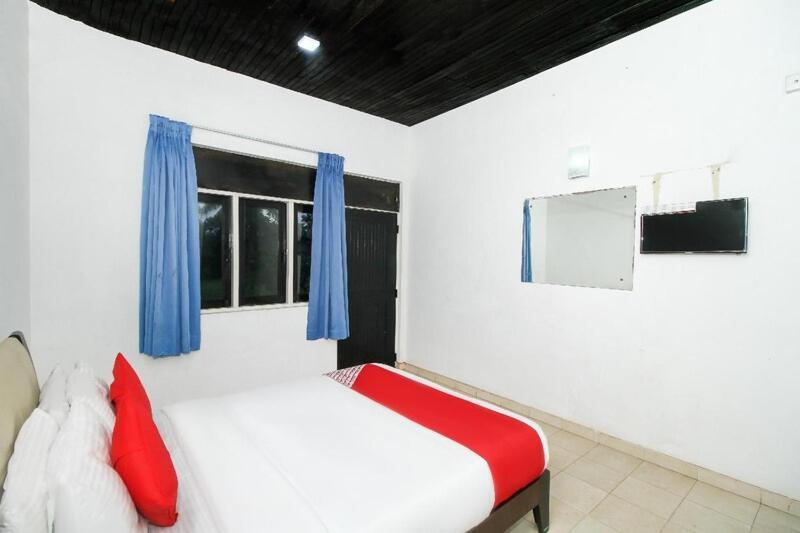 Ceylonica Beach Hotel Negombo Buitenkant foto